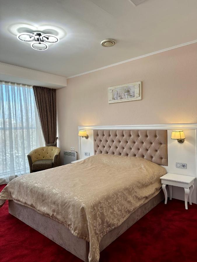 Mark Plaza Hotel Mykolaïv Esterno foto