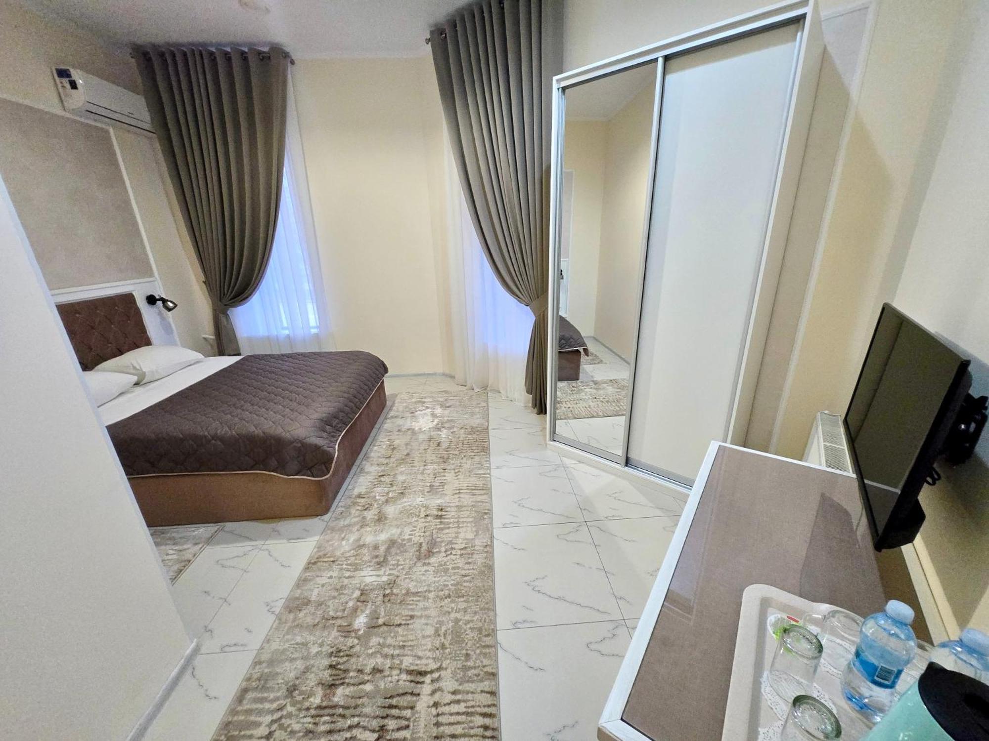 Mark Plaza Hotel Mykolaïv Esterno foto