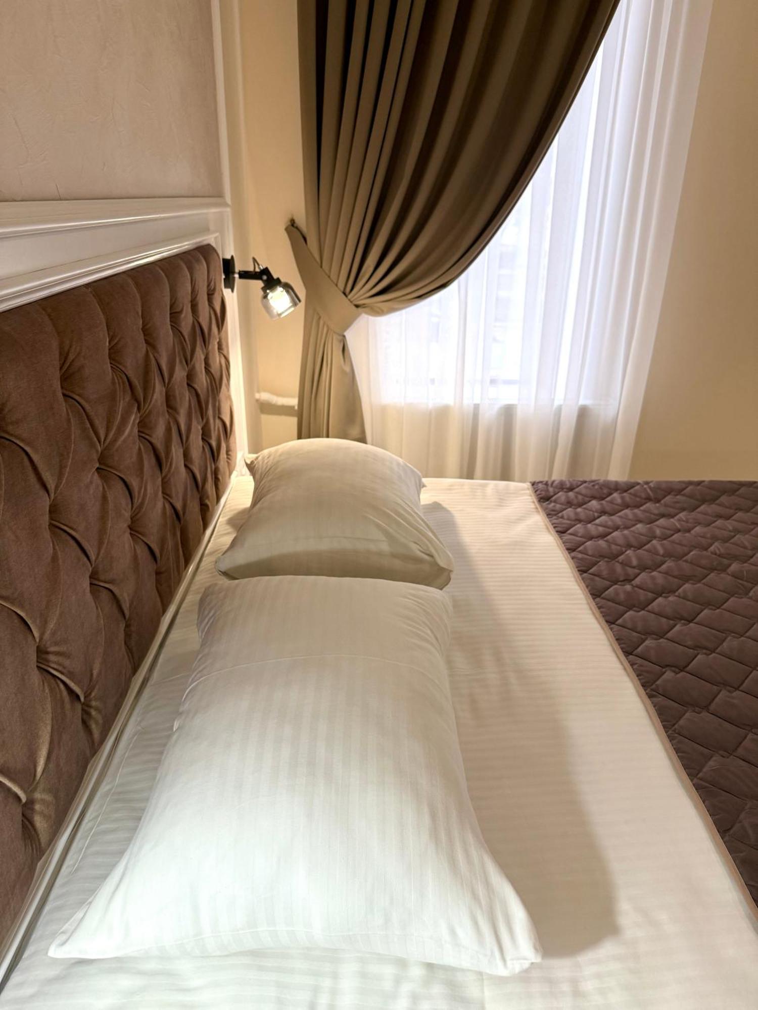 Mark Plaza Hotel Mykolaïv Esterno foto