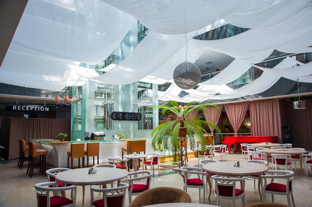 Mark Plaza Hotel Mykolaïv Esterno foto